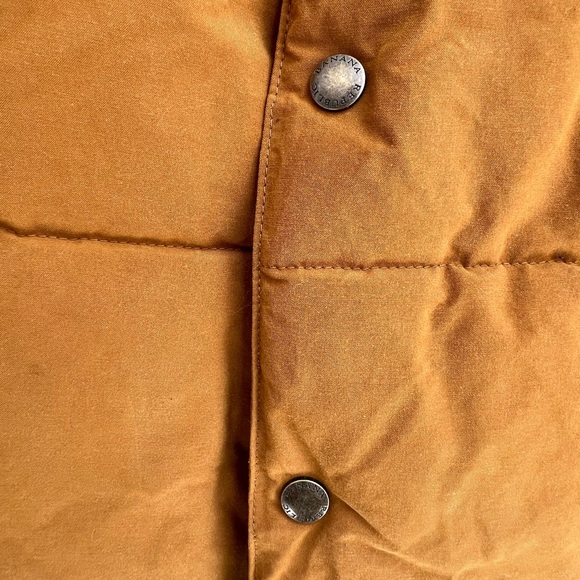 NWT Banana Republic Factory sz 2X ochre puffer vest w/ faux suede brown details - Picture 4 of 9